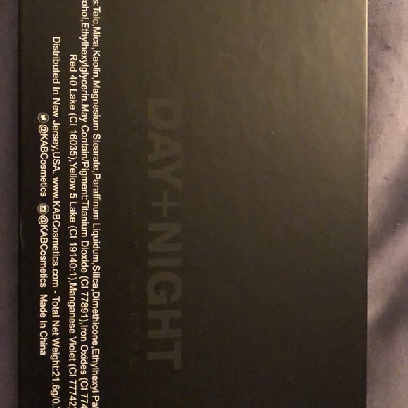 KAB COSMETICS DAY + NIGHT Eyeshadow palette - Picture 6 of 6